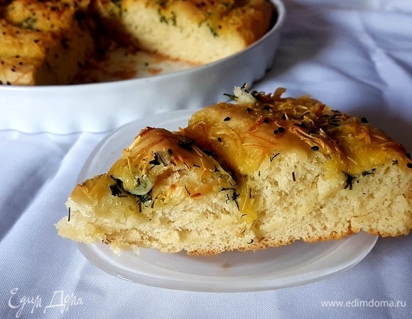 Пирог с зеленью и сыром 