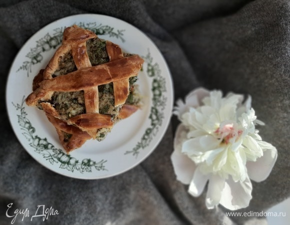 Рыбный пирог с сайрой