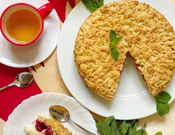 Королевская ватрушка с вишней Королевская ватрушка с вишней