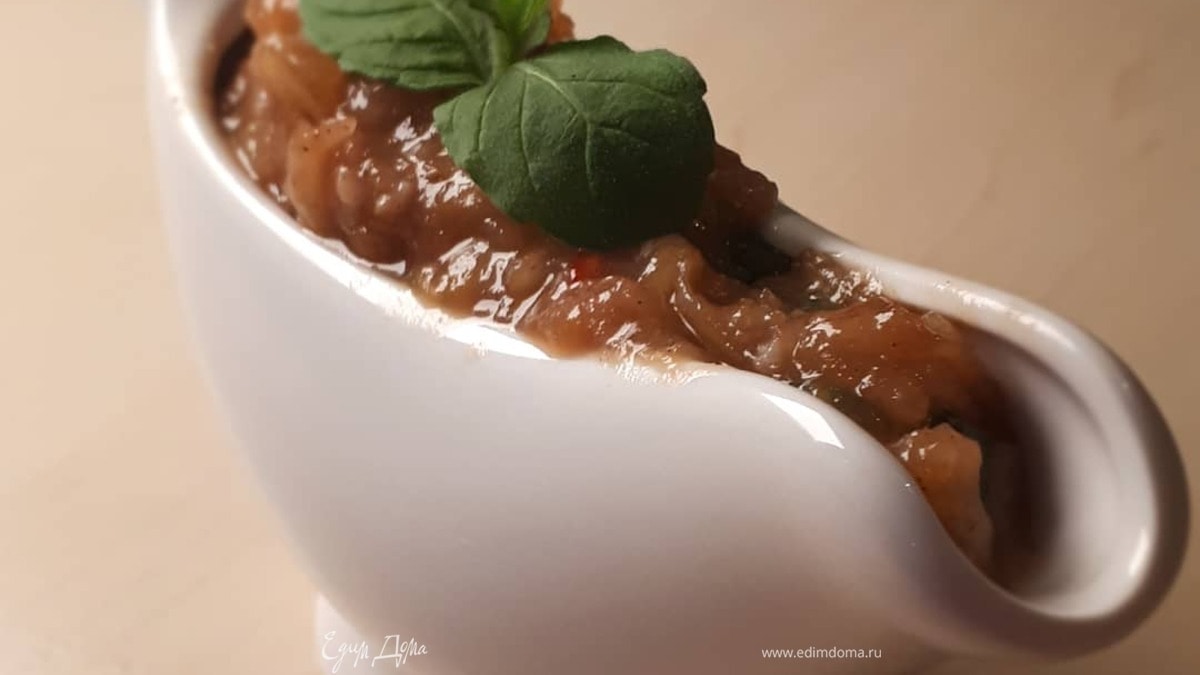 Чатни из манго, ананаса и цукини с мятой