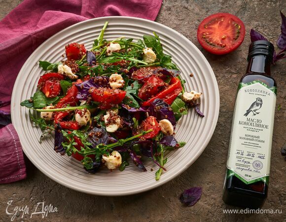 Салат с киноа и печеным перцем