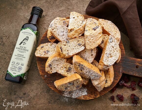 Бискотти с вяленой клюквой и орехами
