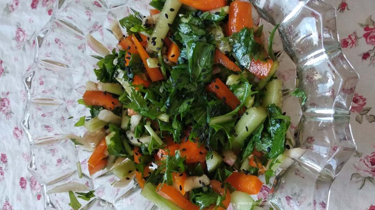 Салат с мизуной в японском стиле