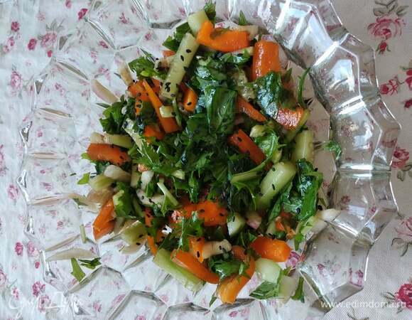 Салат с мизуной в японском стиле