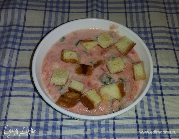 Томатный суп с кефиром и гренками Томатный суп с кефиром и гренками