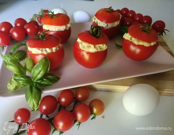 Фаршированные помидоры с тунцом Фаршированные помидоры с тунцом