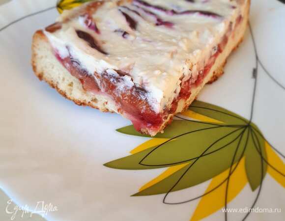 Сливовый пирог с розовым перцем и маскарпоне Сливовый пирог с розовым перцем и маскарпоне