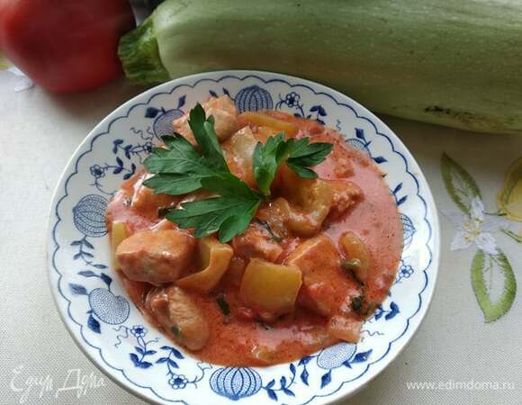 Паприкаш из индейки