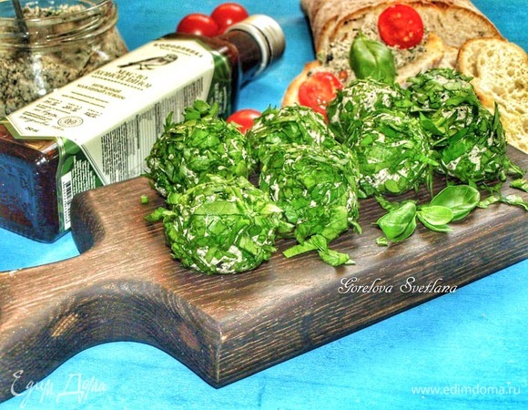 Закуска из тофу и маслин Закуска из тофу и маслин