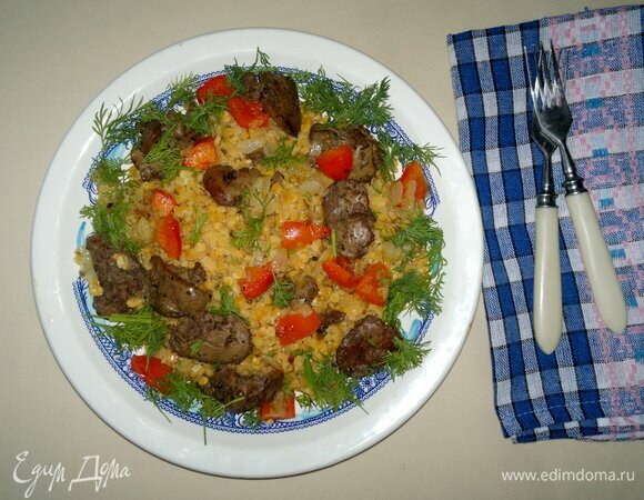 Теплый салат из чечевицы с куриной печенкой Теплый салат из чечевицы с куриной печенкой