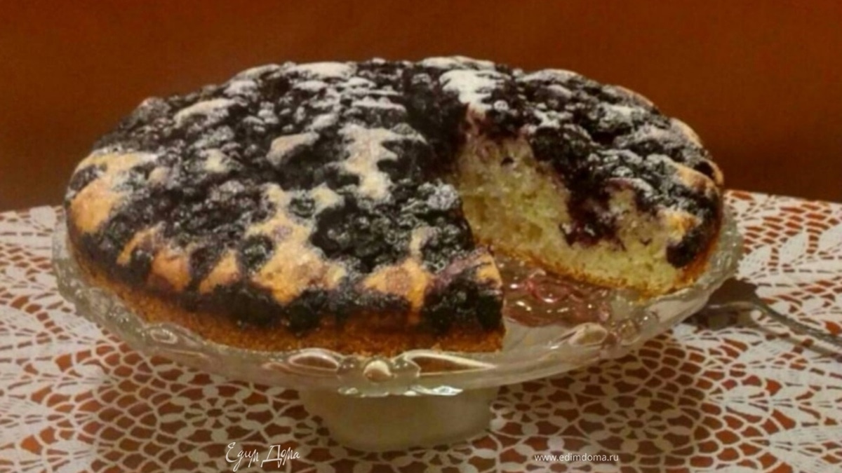 Черничный пирог с лимонной цедрой