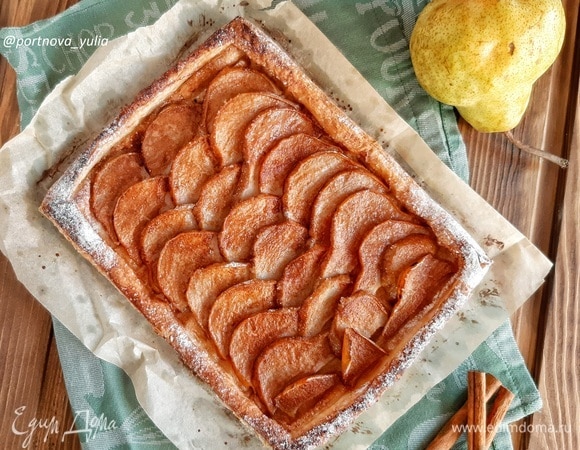 Слоеный пирог с грушей