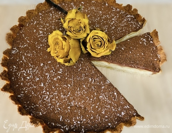 Кокосово-шоколадный тарт с грушей