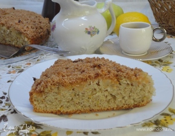 Яблочный пирог на газированной воде со штрейзелем 