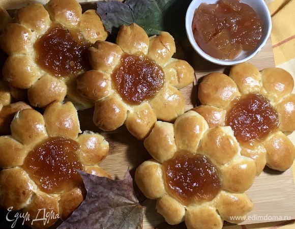 Ватрушки с яблочным повидлом 