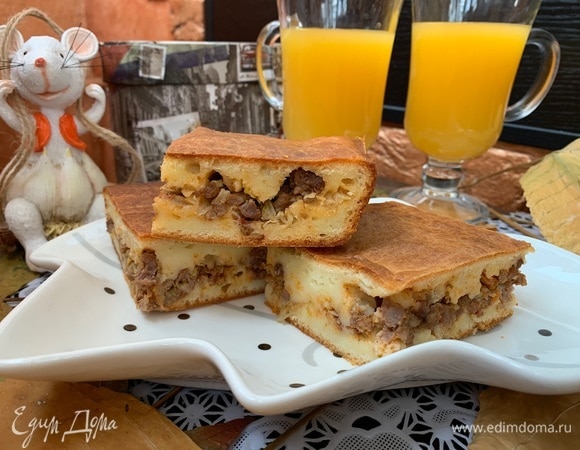 Заливной пирог с капустой и фаршем