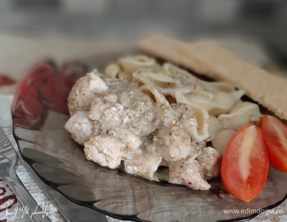 Куриное филе под сметанно-грибным соусом Куриное филе под сметанно-грибным соусом