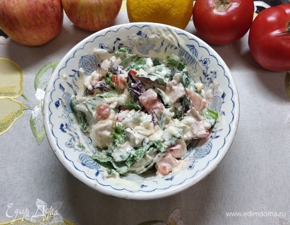Салат с курицей