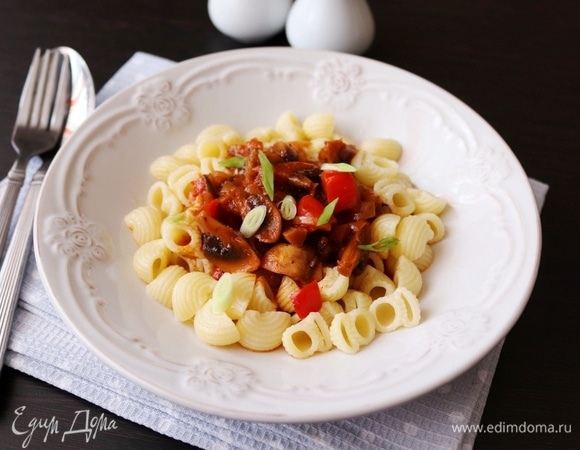 Паприкаш из шампиньонов Паприкаш из шампиньонов