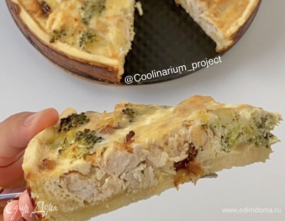 Киш с курицей и брокколи на тесте бризе
