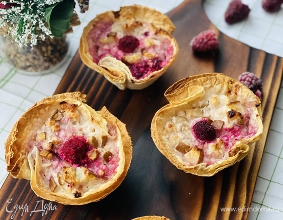 Корзиночки из лаваша с творогом и грушей Корзиночки из лаваша с творогом и грушей