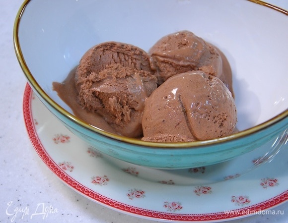 Шоколадно-кофейное мороженое на сгущенке Шоколадно-кофейное мороженое на сгущенке