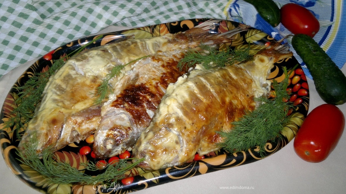 Запеченные лещи