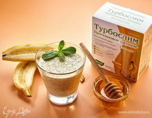 Чиа-пудинг на кокосовом молоке с бананом