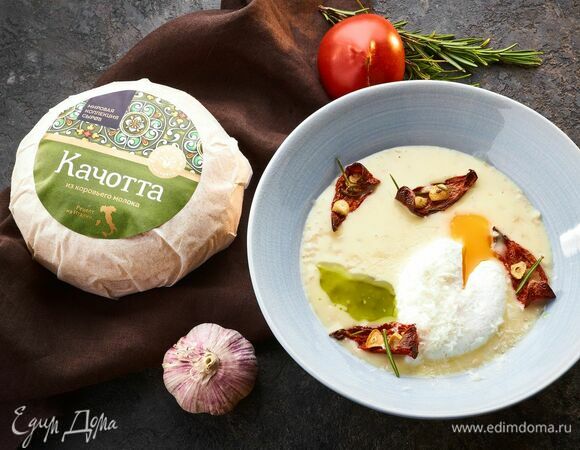 Овсяная каша с томатами, сыром и яйцом пашот Овсяная каша с томатами, сыром и яйцом пашот