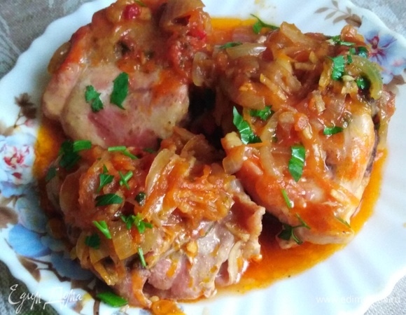 Чахохбили в духовке с томатной пастой и морковью Чахохбили в духовке с томатной пастой и морковью