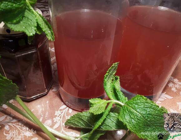 Лимонад из сумаха Лимонад из сумаха