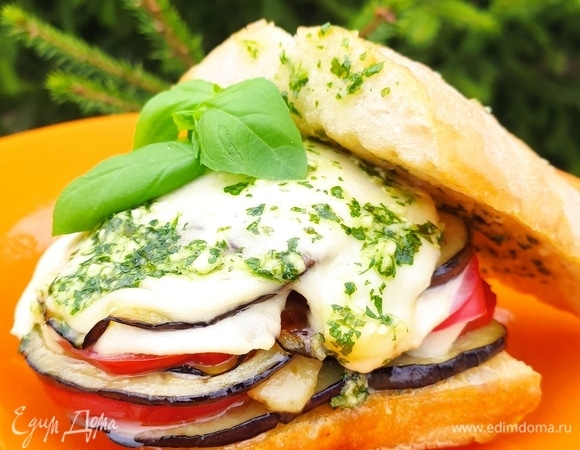 Чиабатта с овощами и сулугуни Чиабатта с овощами и сулугуни