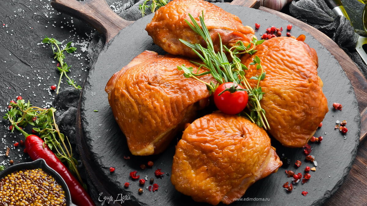 Куриные бедра горячего копчения