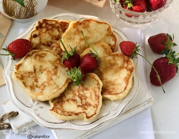 Творожные оладьи с грушей Творожные оладьи с грушей