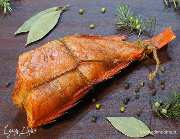 Окунь горячего копчения