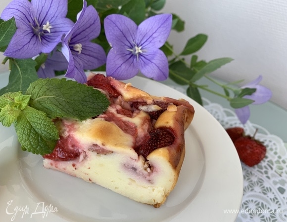 Сырный пирог с клубникой Сырный пирог с клубникой