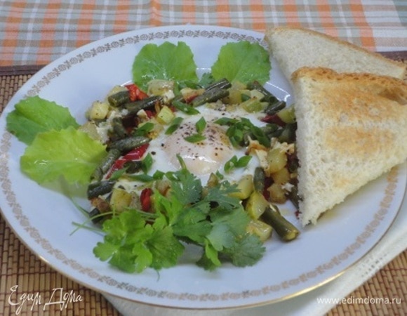 Глазунья с овощами