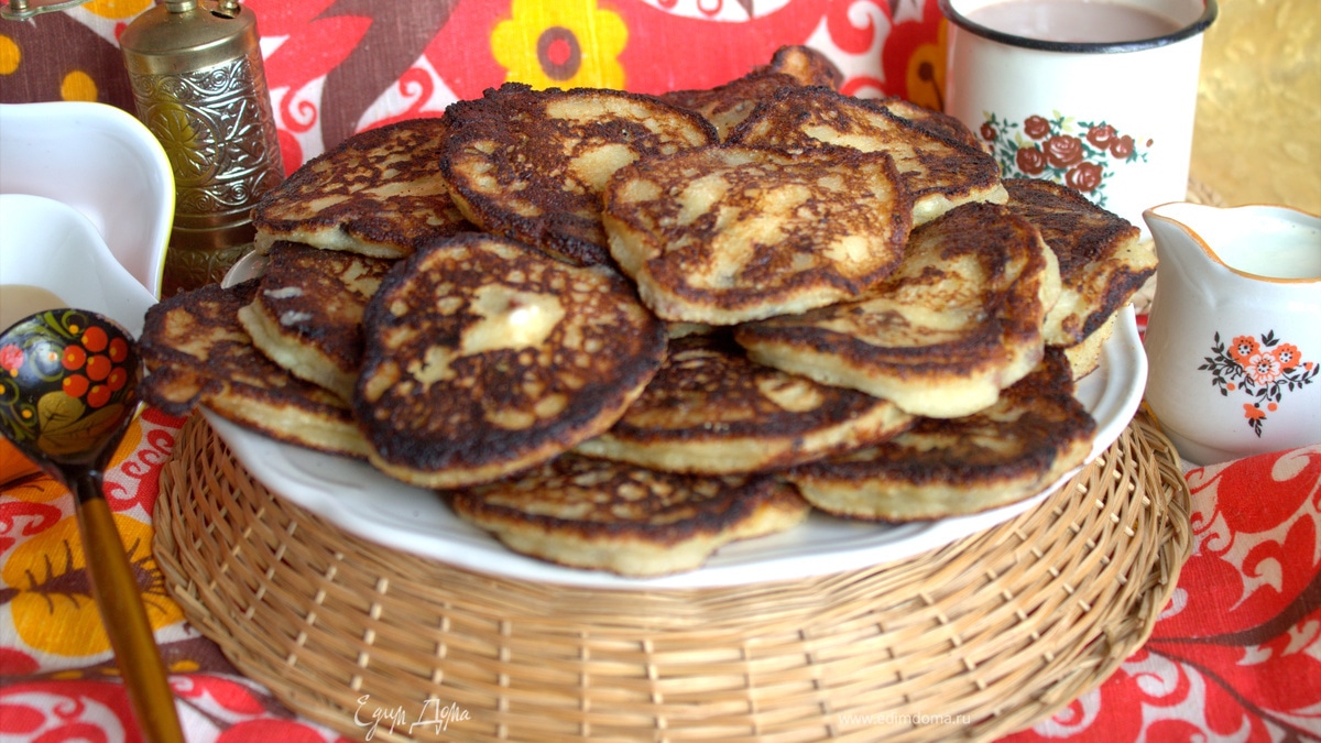 Творожные оладьи на манке