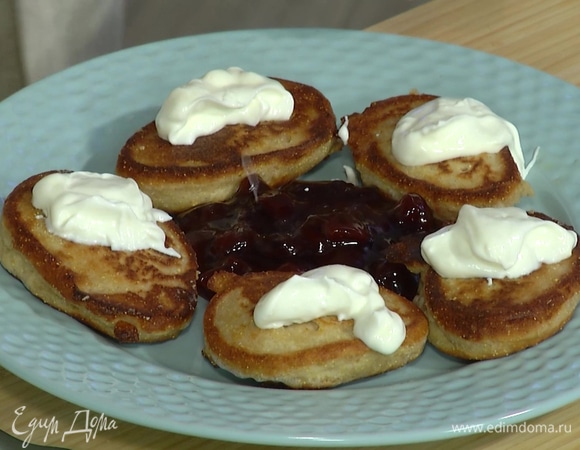 Безглютеновые гречневые оладьи с джемом