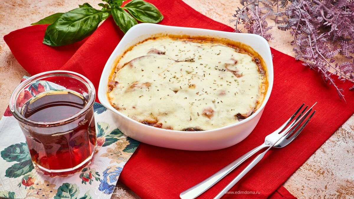 Овощная лазанья с консервированным тунцом