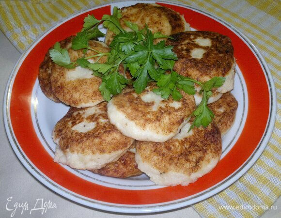 Оладьи из цветной капусты и картофеля Оладьи из цветной капусты и картофеля