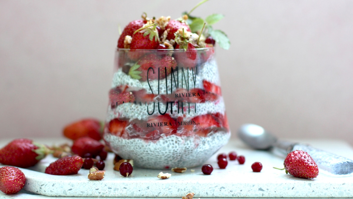 Чиа-пудинг с ягодой