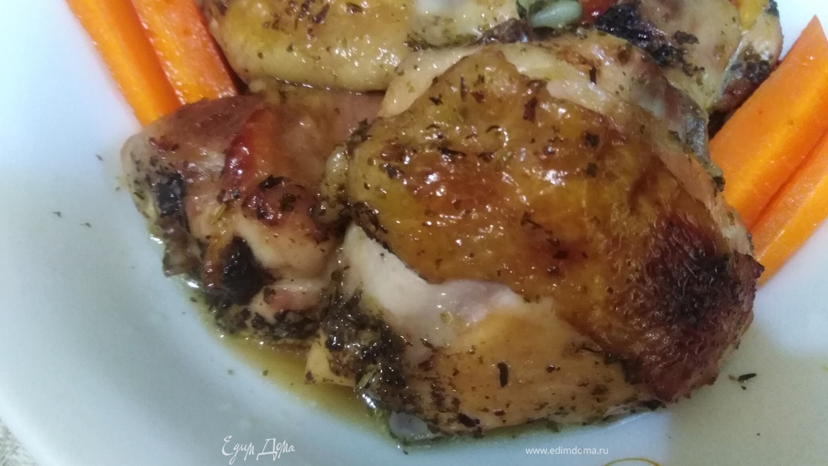 Запеченные куриные окорочка в соусе