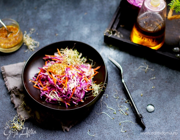 Капустный салат с горчичной заправкой 