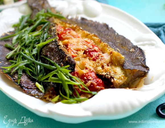 Камбала, фаршированная овощами и сыром Камбала, фаршированная овощами и сыром