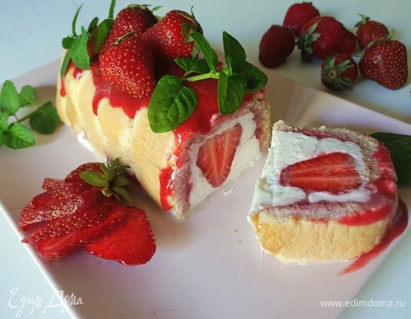 Десерт с клубникой 