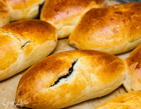 Пирожки из дрожжевого теста с вареньем Пирожки из дрожжевого теста с вареньем