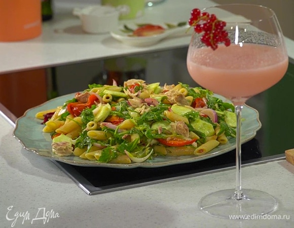 Средиземноморский салат с макрелью 