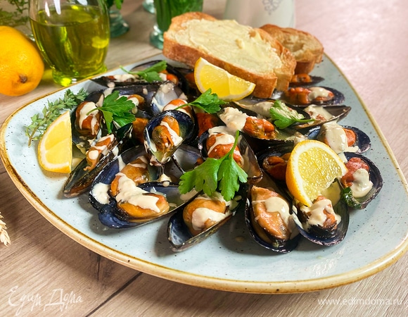 Мидии под соусом блю чиз