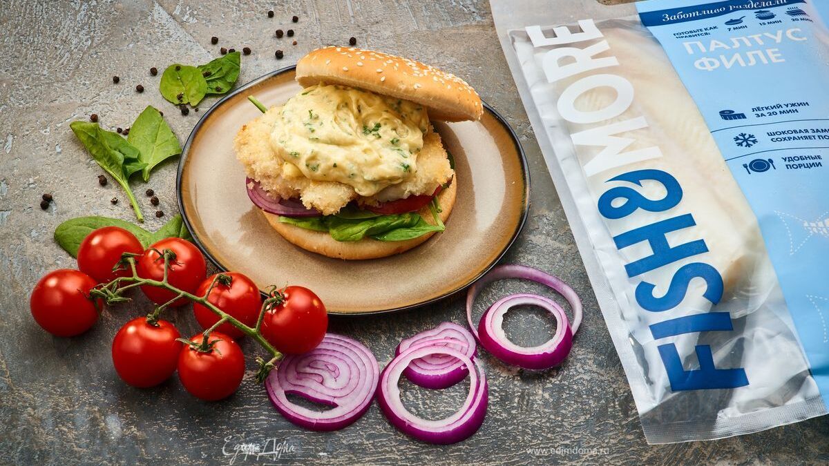 Сэндвич с палтусом и голландским соусом